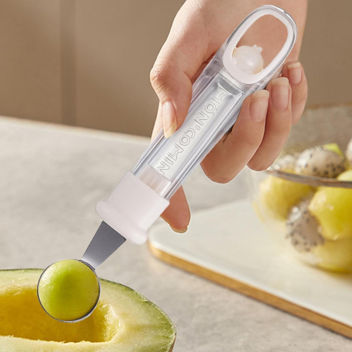 Lingura Pentru Bile De Fructe, Scobitor Fructe, Ustensila Multifunctionala Pentru Fructe, Accesoriu De Bucatarie, Lingura Antialunecare Pentru Salata De Fructe, 17.6 X 2.9 Cm, Bej - vivimall.ro