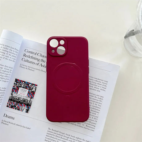 Husa protectie Flippy compatibila cu iPhone 13 (6.1), Liquid MagSafe, ring-shaped, magnetica, Visiniu - vivimall.ro