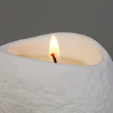 Lumanare Parfumata, Vivimall, Model Abstract, Aroma Frezie/Para, din Ceara de Soia, 8 x 5.5 x 6 cm, Alb - vivimall.ro