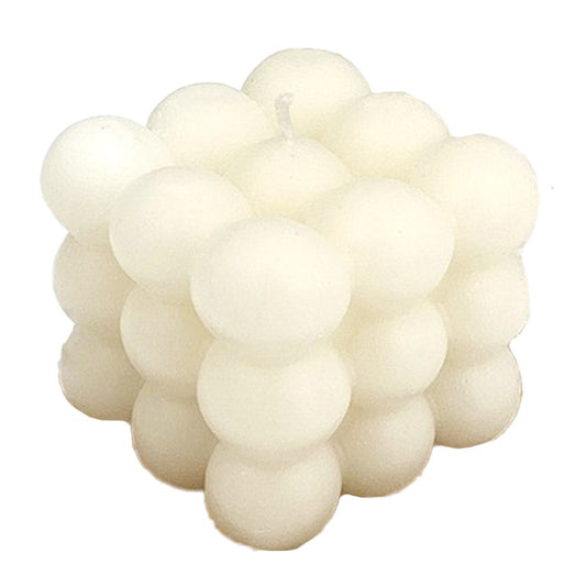 Lumanare Parfumata, Vivimall, din Ceara De Soia, Model Cub, Gradient in 3 Culori Pale, 6x6x6 cm, Aroma de Musetel, Alb