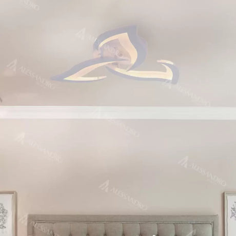 Lustra Led Cu Telecomanda Lotus, 3 Petale, Lumina Rece/Calda/Neutra, Dimabila - vivimall.ro