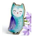 Broșă mărțișor pentru copii din metal, multicolor, model 38, dimensiune 2x2 cm, ambalaj carton decorativ