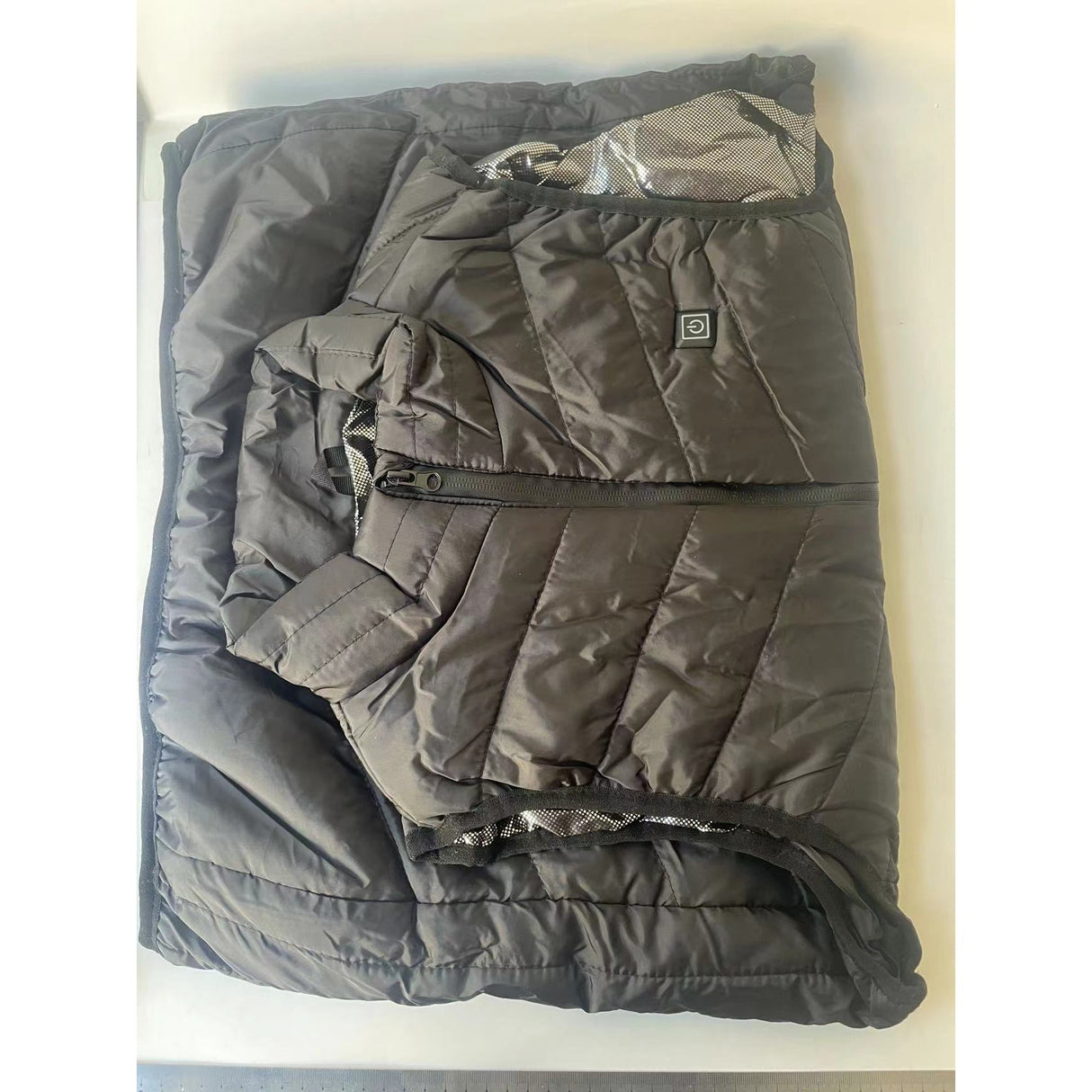 Vesta Inteligenta Incalzita, Unisex, 2 Zone De Incalzire, Umplutura Bumbac, 3 Trepte De Temperatura, Incarcare Usb, Sub 100 Kg, Marime S - vivimall.ro