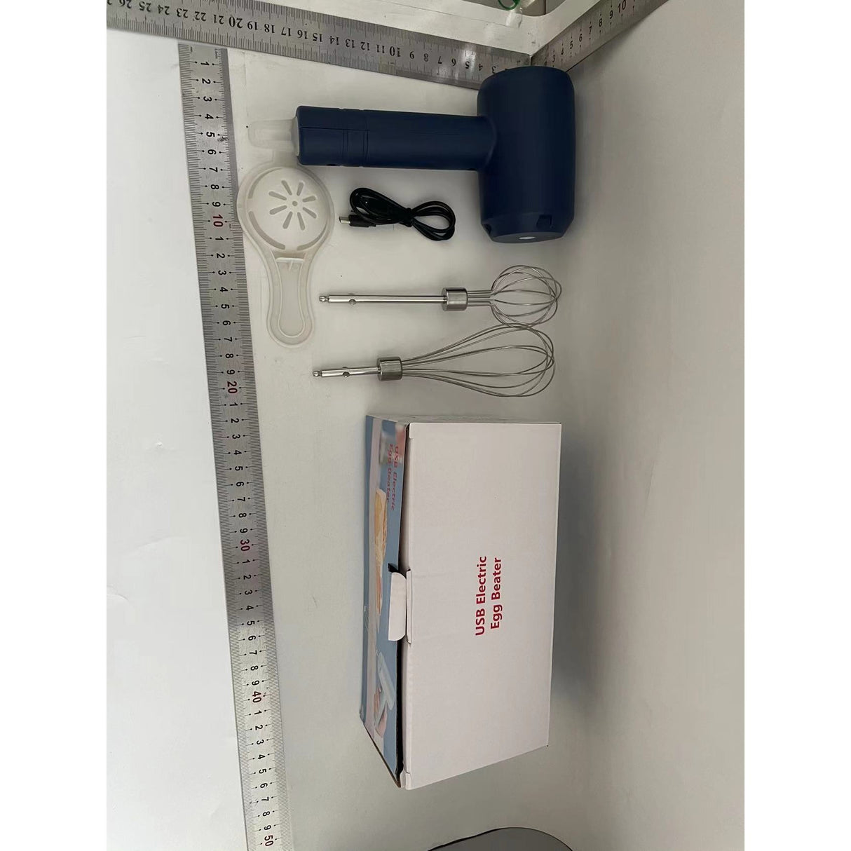 Mixer Electric fara Fir, Vivimall, pentru Uz Casnic, pentru Oua Smantana Frisca, Maner Plastic, Usor de Utilizat si Depozitat, 3 Accesorii, Albastru Inchis - vivimall.ro