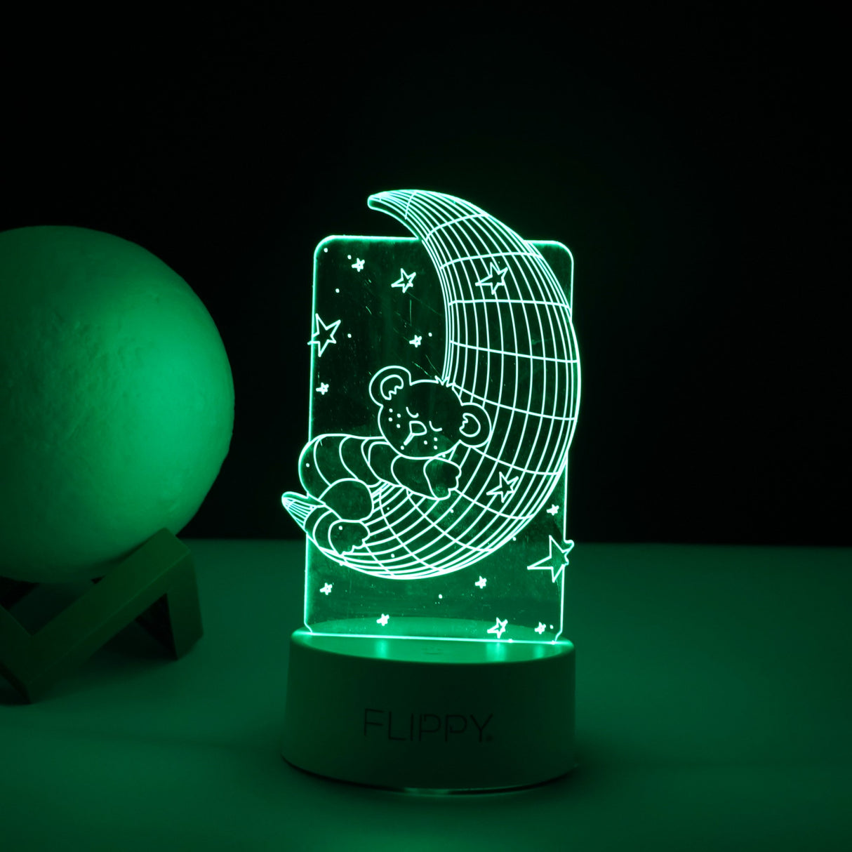 Lampa Led Decorativa, 3D, Ursulet Si Semiluna, Cu Telecomanda, Doua Moduri De Alimentare Usb Si Baterii, 20 Cm Inaltime, Din Material Acril Si Lumina A, Alb - vivimall.ro