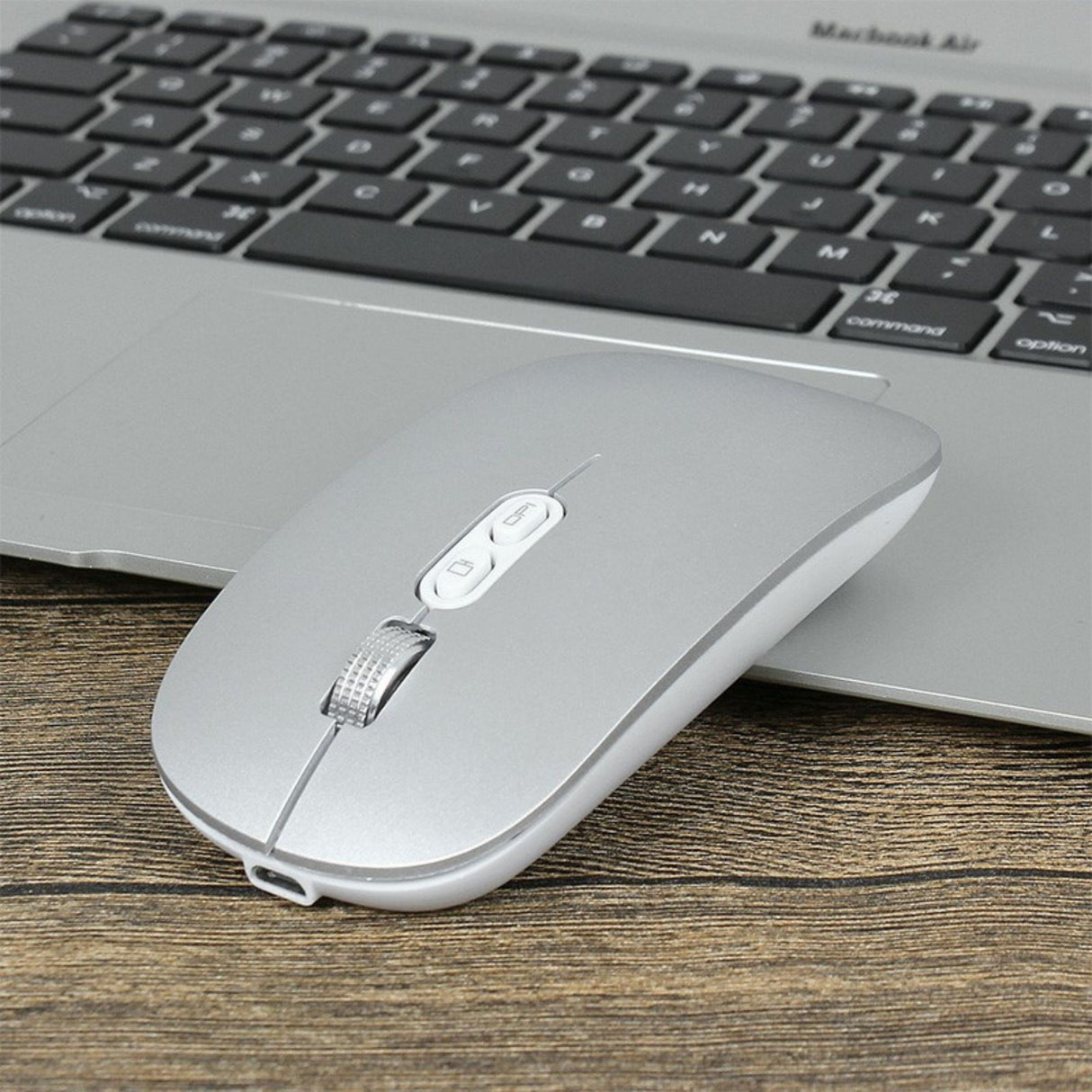 Buton DPI și butoane silențioase mouse Flippy M103, detaliu partea superioară