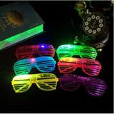 Ochelari de petrecere LED Vivimall purtați, vedere laterală, maner ergonomic, greutate 21g