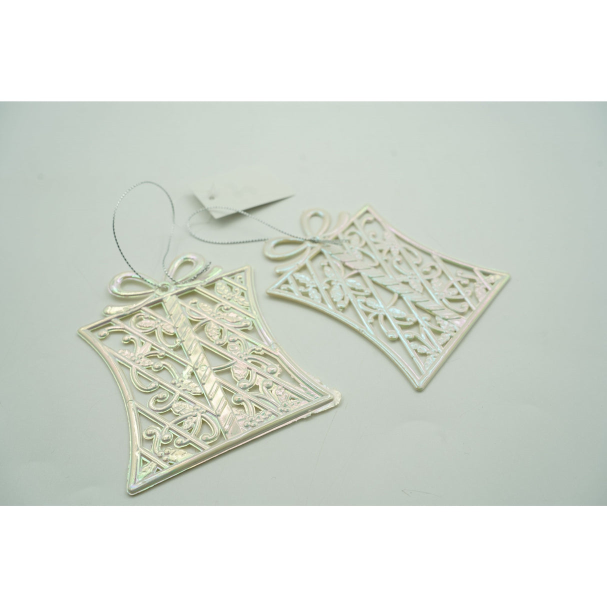 Ornament brad de Craciun, Perlat, in forma de Cadou, 9 cm x 11 cm, Plastic, Flippy - vivimall.ro