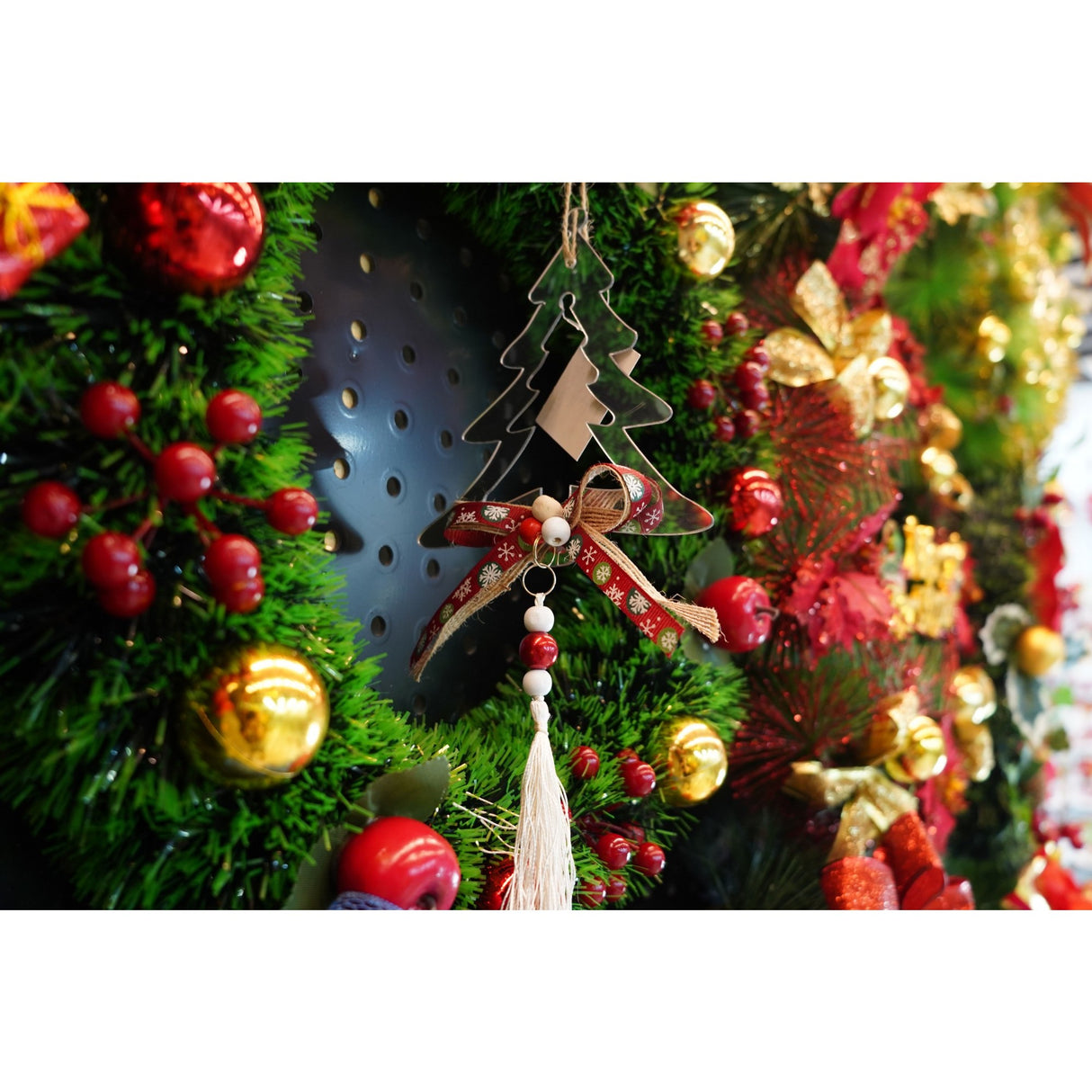 Ornament brad, Flippy, Brad, Argintiu, Lucios, 14*26CM, Acril, Interior/ Exterior - vivimall.ro