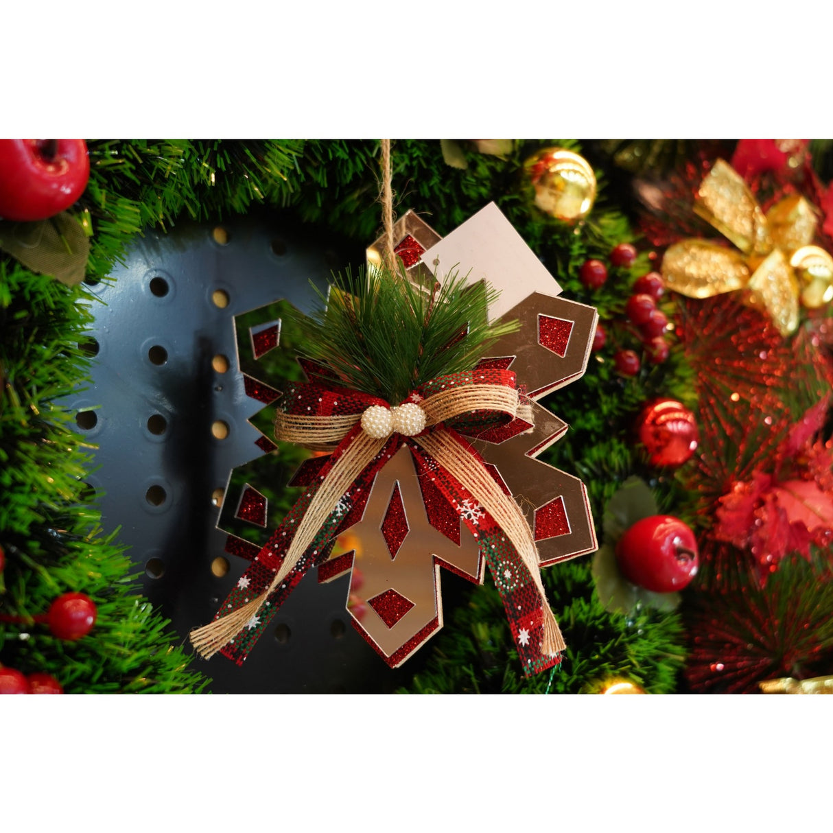 Ornament brad, Flippy, Fulg de nea, Argintiu, Lucios, 14*15CM, Acril, Interior/ Exterior - vivimall.ro