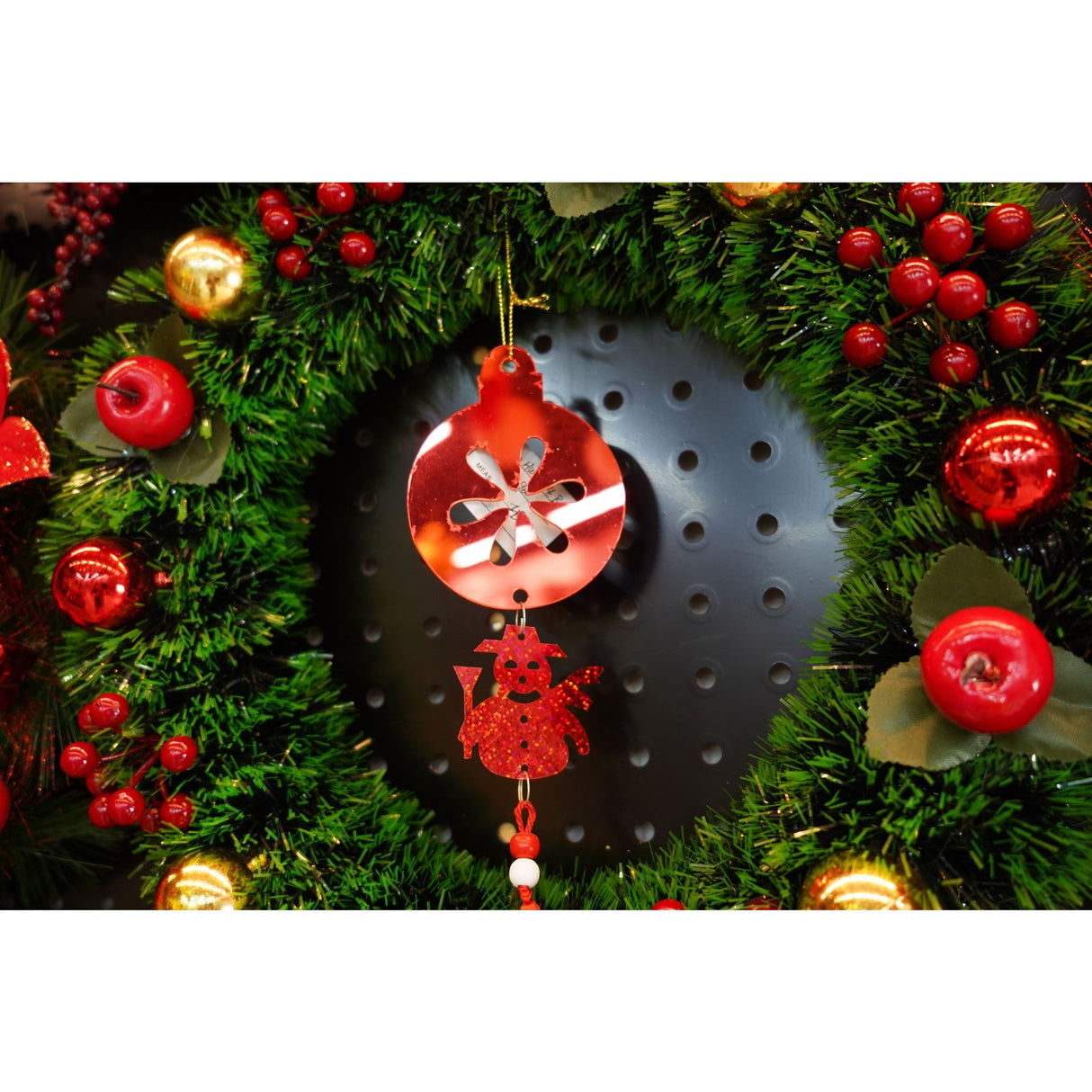 Ornament brad, Flippy, Rotund, Om de zapada, Rosu, Lucios, 10*28CM, Acril, Interior/ Exterior - vivimall.ro