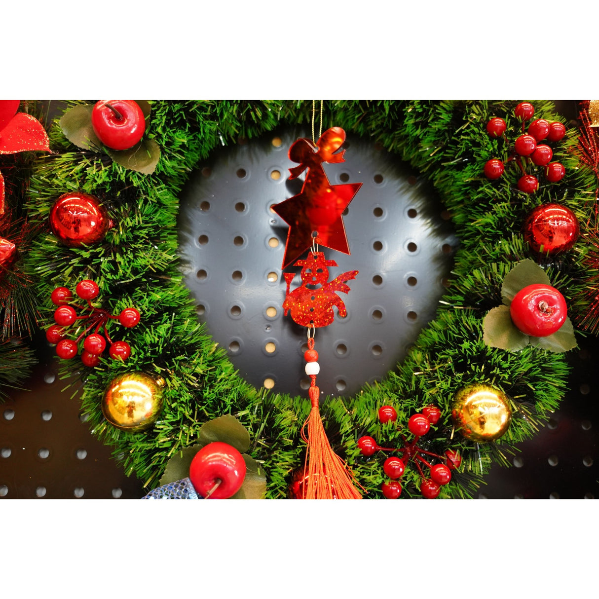 Ornament brad, Flippy, Stea, Om de zapada, Rosu, Lucios, 10*28CM, Acril, Interior/ Exterior - vivimall.ro