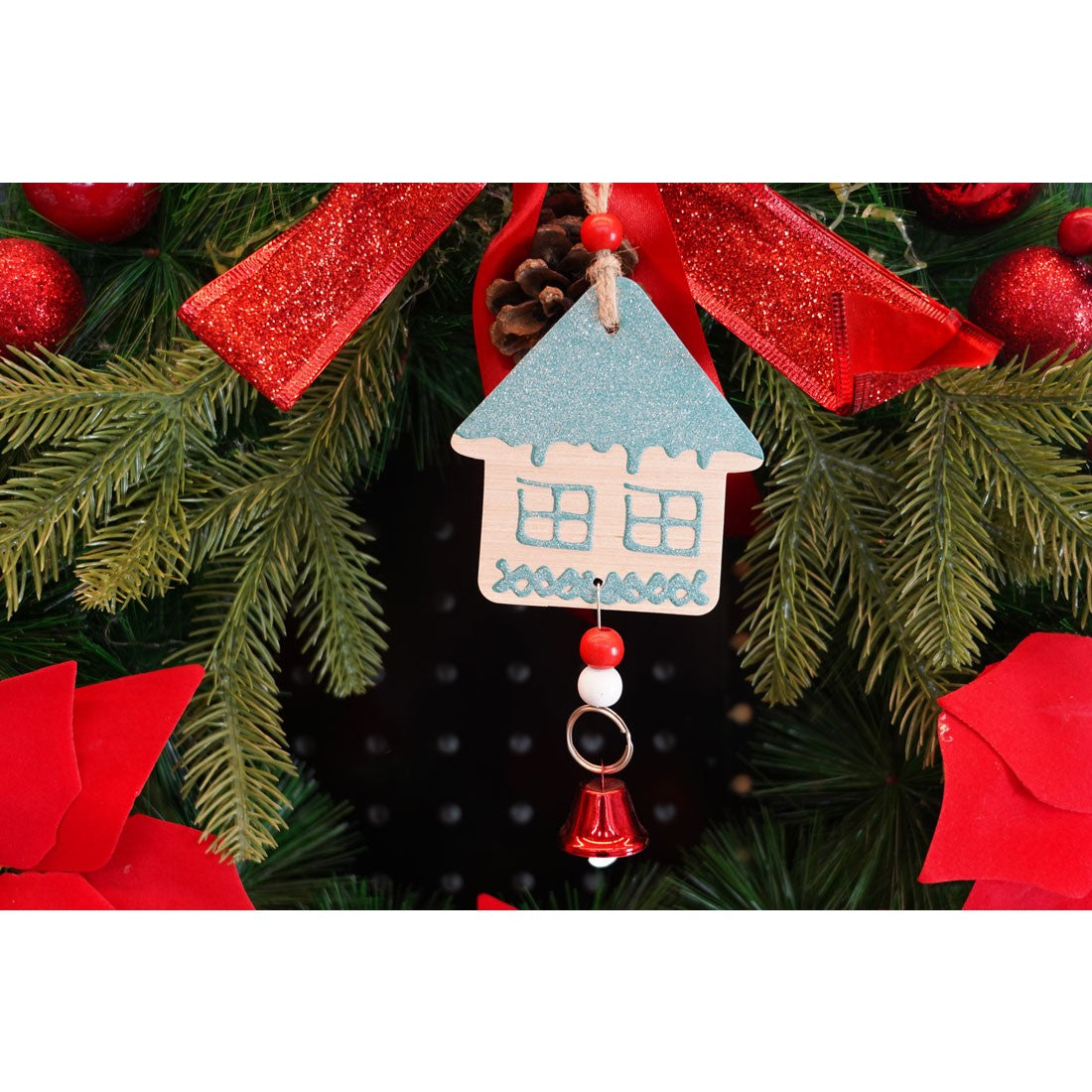 Ornament De Brad Casuta, Lemn, 18 Cm