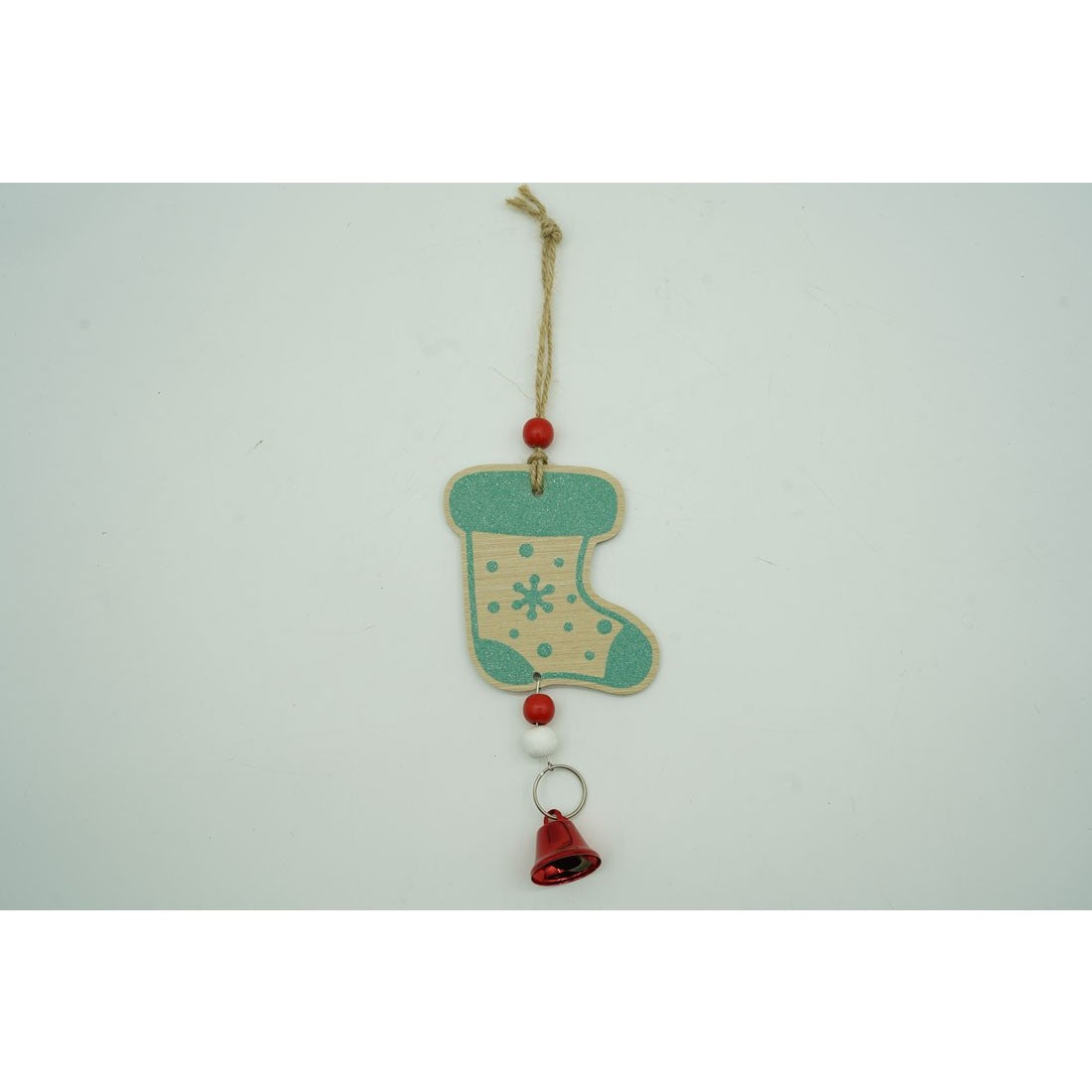 Ornament de brad ciorap cu clopotel, Flippy, multicolor, lemn, 17 cm - vivimall.ro