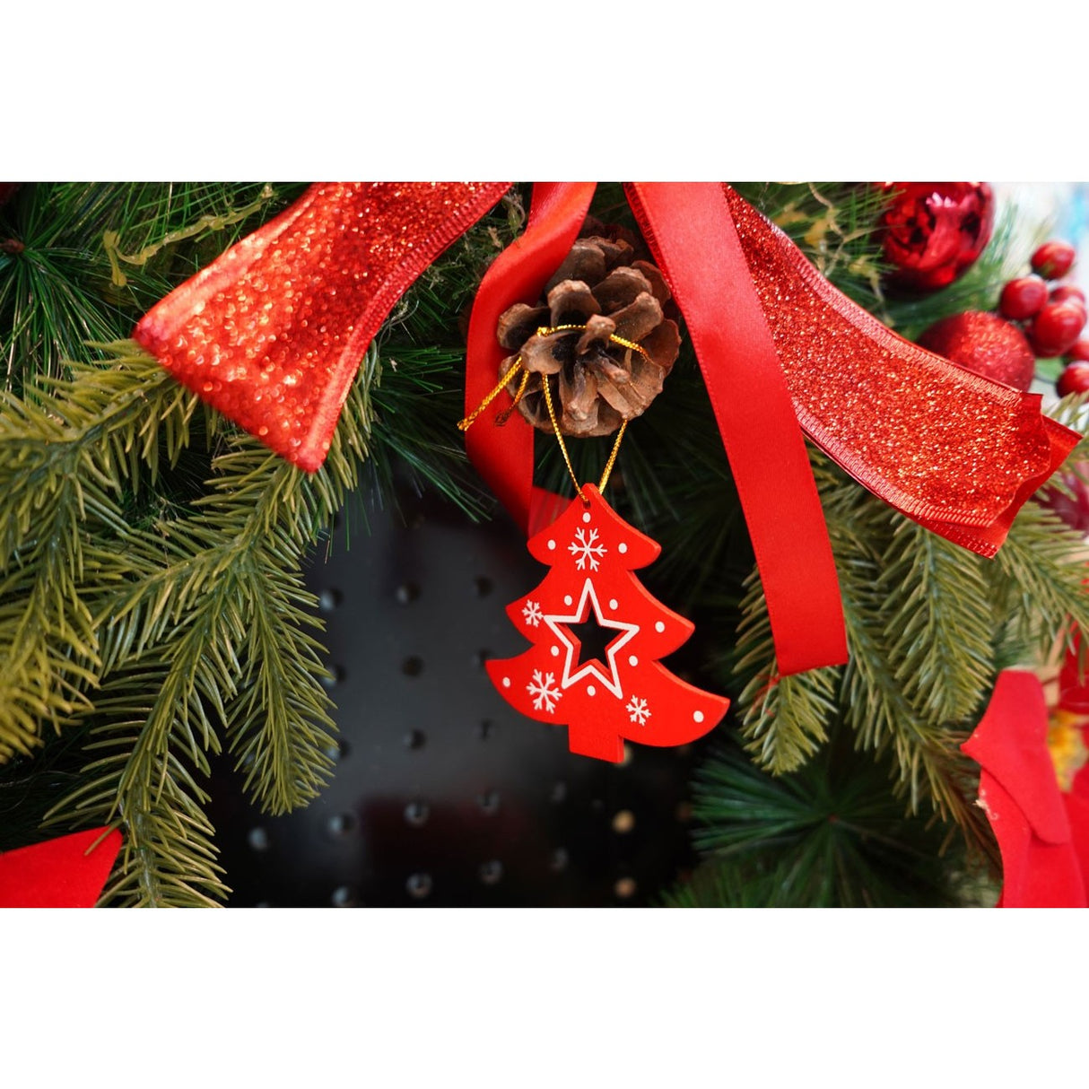 Ornament De Brad Pom De Craciun, Lemn, 7.5 Cm