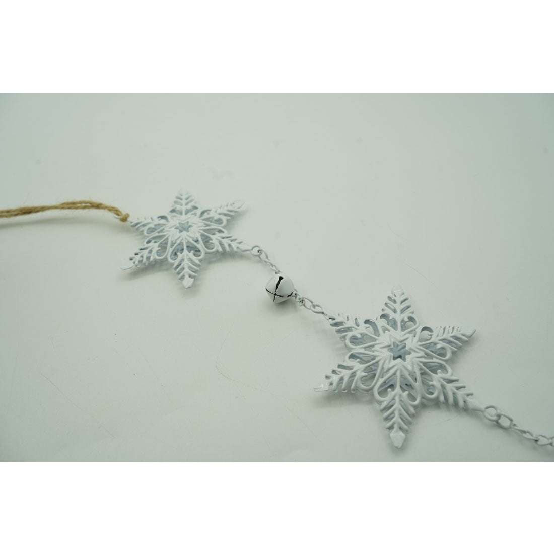 Ornament de brad trei fulgi de nea, Flippy, alb, metal, 30 cm - vivimall.ro