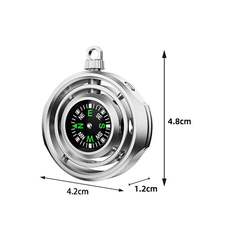 Detaliu compas integrat pe fidget spinner busolă Flippy aliaj zinc, finisaj argintiu