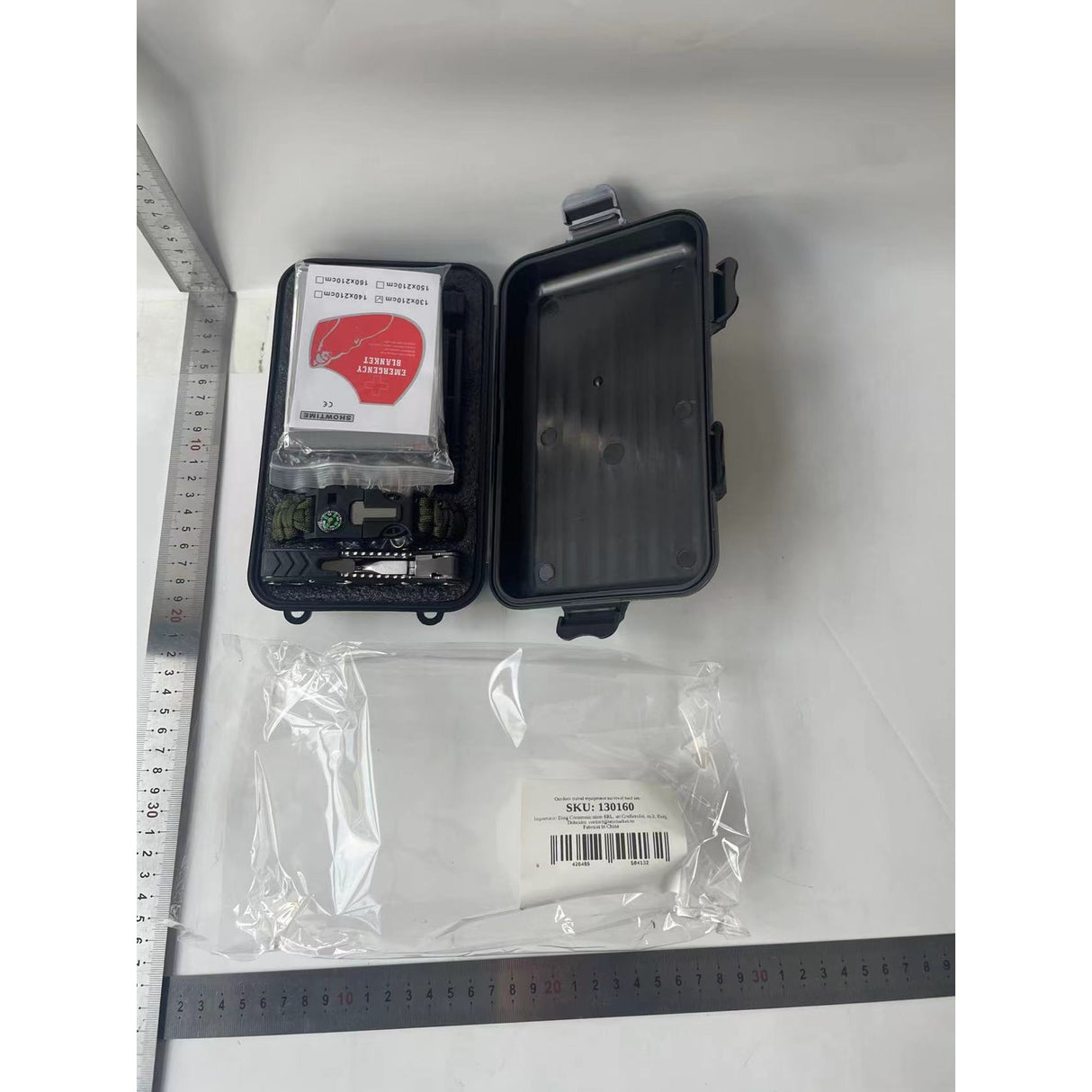 Kit supravietuire multifunctional, Vivimall, Instrumente profesionale, Tip Valiza, pentru Camping, Drumetii, Aventuri in aer liber, 130x210 cm, Negru