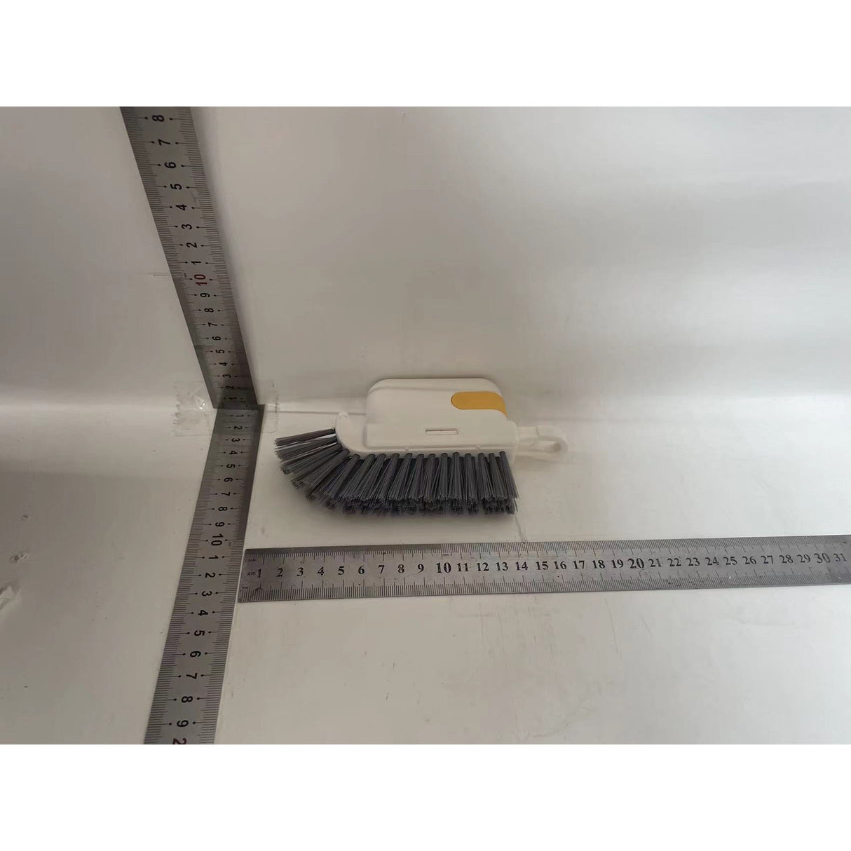 Perie Multifunctionala 3 in 1 de Curatare, Vivimall, pentru Bucatarie, Vesela, Geamuri, Cap Detasabil, 9x15x2.5 cm, Galben - vivimall.ro