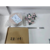 Set de Constructie Trandafiri, Vivimall, 20.5x19.5cm, Buchet de Trandafiri in Cutie Roz - vivimall.ro