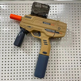 Mitraliera de jucarie electrica Flippy cu bile de hidrogen de gel, gun bluster, tragere in rafala, varsta peste 6 ani, ochelari de protectie,  5000 de bile incluse, cablu de incarcare, 40.1 x 31.6 cm, Mp9, crem