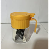 Recipient Condimente, Vivimall, din Stilca, 180 ml, cu Maner si Lingurita, 10.6 x 7 x 7 cm, Capac Mat, Galben - vivimall.ro