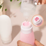 Recipient Portabil din Silicon Elegant de Voiaj, Sticla de Calatorie, Vivimall, Potrivita pentru Lotiune, Sampon si Alte Lichide, Anti-scurgere, cu Posibilitate de Reumplere, Capacitate 90mL, 14cm, Roz - vivimall.ro