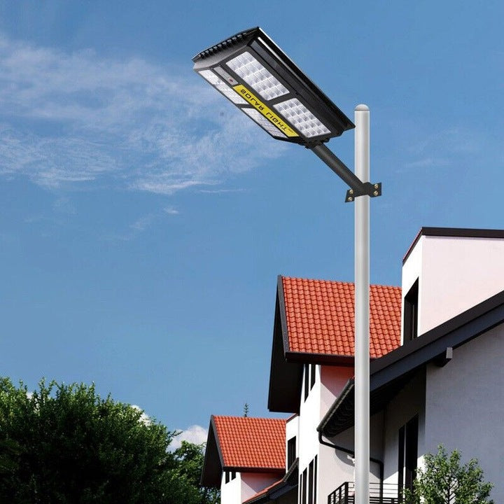 Lampa Solara Stradala Cu Telecomanda 280 Led-Uri | LumiVolt