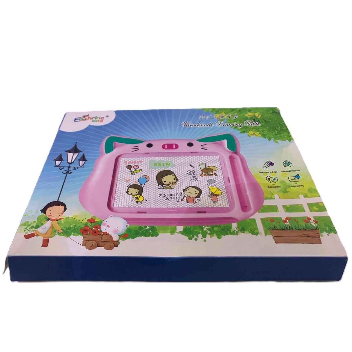 Tăblița magnetică educativă Flippy model pisică în utilizare, copil desenând pe suprafața magnetică