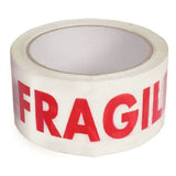 Bandă adezivă Fragile utilizată la sigilarea cutiei de carton, unghi de sus