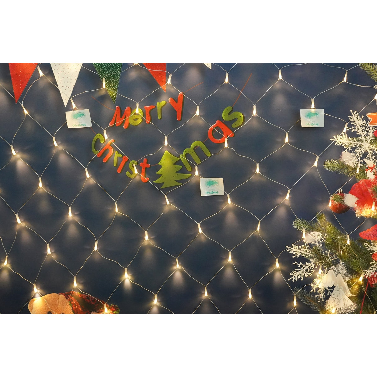 Sectiune Instalatie de Craciun Vivimall, Tip Plasa, 120 LED-uri, 1.5 x 1.5 m, 8 jocuri de lumini, Interconectabila, Fir transparent, Alb cald - vivimall.ro