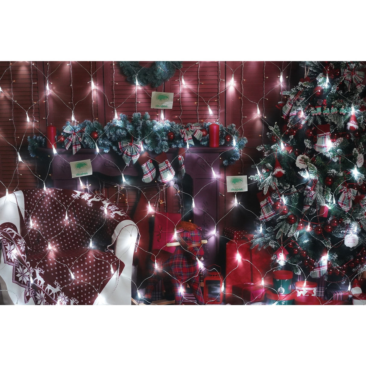 Sectiune Instalatie de Craciun Flippy, Tip Plasa, 120 LED-uri, 1.5 x 1.5 m, 8 jocuri de lumini, Interconectabila, Fir transparent, Alb rece - vivimall.ro