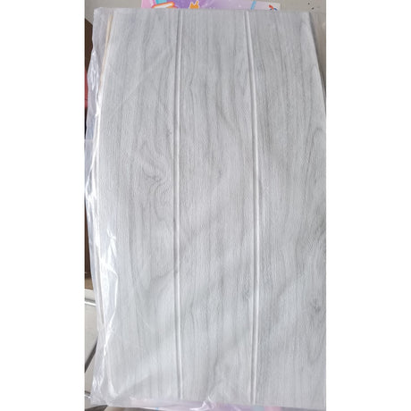 Set 10 Placi Tapet 3D, Vivimall, 70 x 70 cm, Grosime 3 mm, din Rasina, Tip Placi de Lemn, Suprafata Acoperita 4.9 mp, Gri Deschis, Resigilat - vivimall.ro