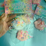 Set 12 Jucarii Antistres Squishy, Vivimall, cu Revenire Lenta, Squeeze Pinch Family, Model Labuta de Pisica, 6x6 cm, 45g, Ambalaj Transparent, Alb+Roz - vivimall.ro