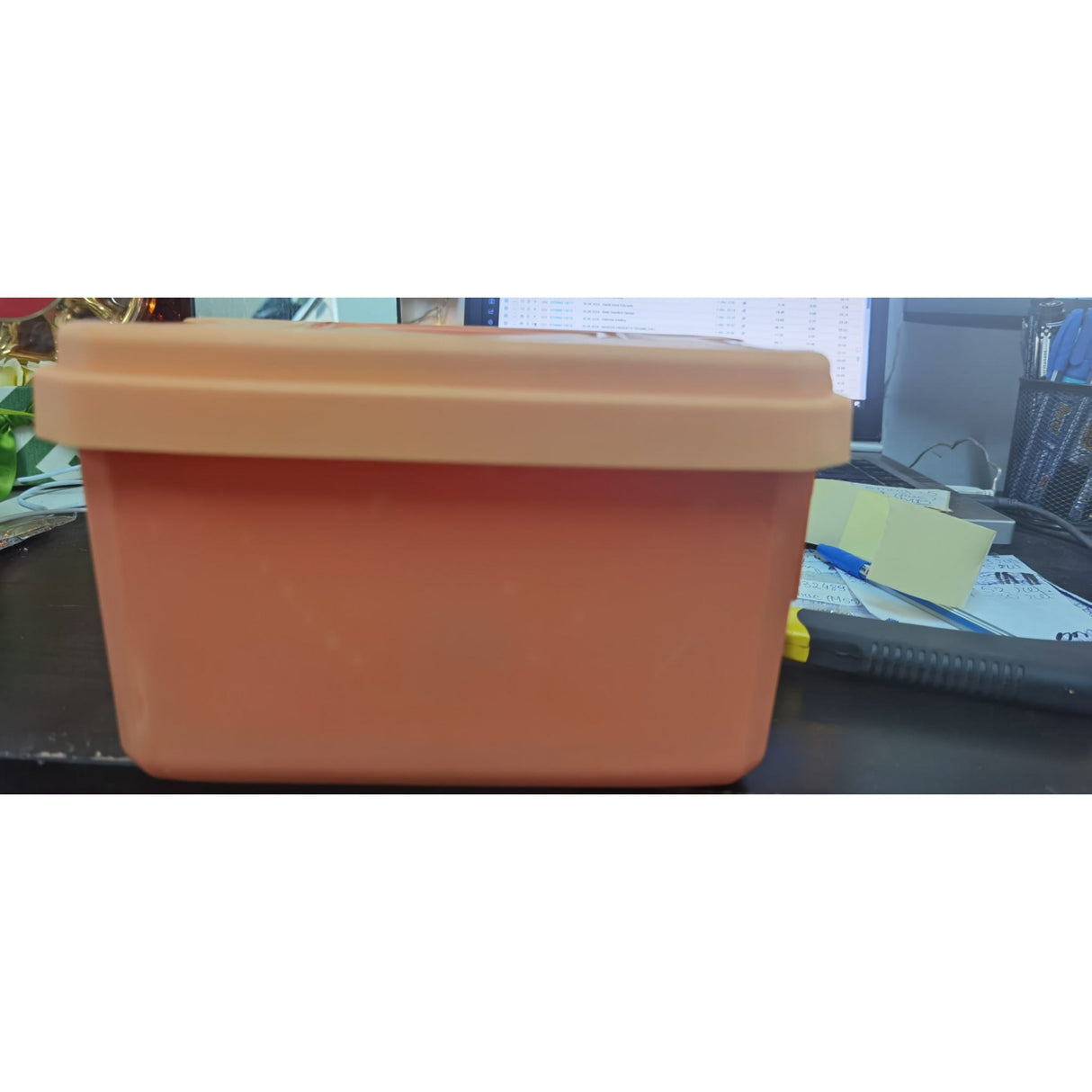 Set 32 Piese Magnetice de Constructie, Vivimall, Piese 5.5 cm, Magnetic Tiles, Forme Geometrice, 3 Ani, ABS, Magnet, 20.5 x 14.5 x 12 cm, Multicolor, Resigilat - vivimall.ro