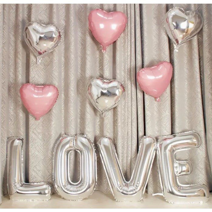 Set 4 Baloane Din Folie Metalizata, Figurine Litere, Model Scris Love, Tema Iubire, 80 Cm, Ambalaj Individual, Pai Inclus, Umflare Cu Aer Sau Heliu,