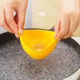 Set 4 forme pentru oua posate Vivimall, din silicon rezistent la temperatura mare, usor de utilizat, multicolor - vivimall.ro