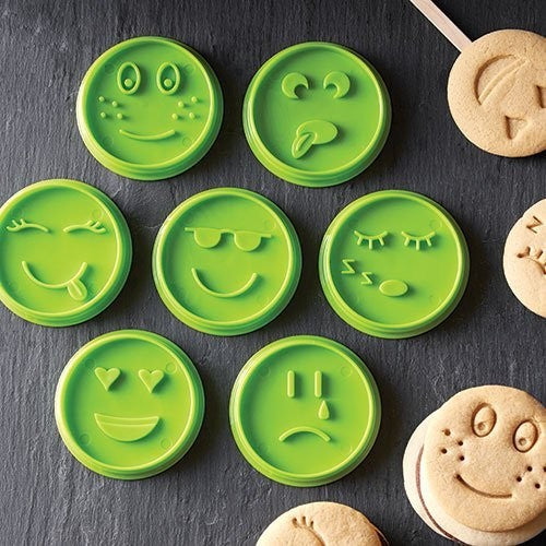 Set 7 Forme De Prajituri, Model Emoticoane Smiley Face, Diferite Expresii, 7.7 X 1.5 Cm, Din Pp, Verde - vivimall.ro