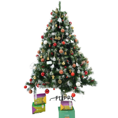 Set brad artificial de Craciun si elemente decorative, nins, decorat cu conuri pin, pentru interior/exterior, inaltime 210 cm, diametru 147 cm, 1150 ramuri, Flippy, verde, suport metalic inclus - vivimall.ro