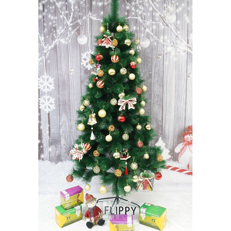 Set brad artificial de Craciun si elemente decorative tip pin, inaltime 210 cm, diametru 115 cm, 350 ramuri cu ace 3D 12 cm, Flippy, verde, suport metalic inclus - vivimall.ro