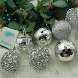 Set De 12 Ornamente De Brad, De Tip Glob, Din Plastic, Cu Finisaj Sclipitor, Cutie 6 Cm Adancime X 30 Cm Inaltime X 18 Cm Lungime)