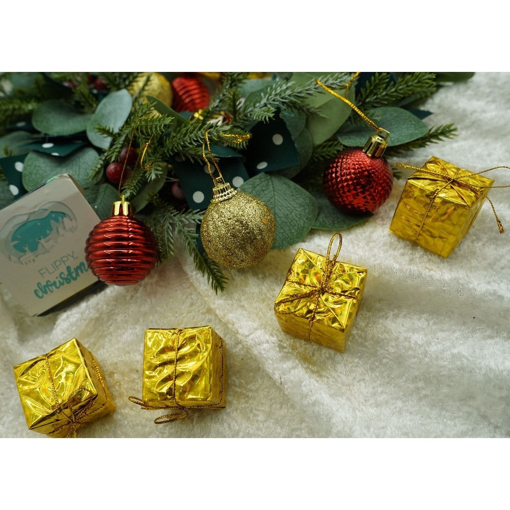 Set De 35 Ornamente De Brad, De Tip Glob, / Rosu, Din Polistiren, Cu Finisaj Sclipitor, Cutie 11 Cm Adancime X 19 Cm Inaltime X 11 Cm Lungime)