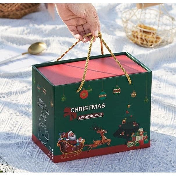 Set de Ceai, Vivimall, Tema Craciun, Ceainic 420 ml, Cana 310 ml, din Portelan, Model Happy Christmas, Rosu, Resigilat - vivimall.ro