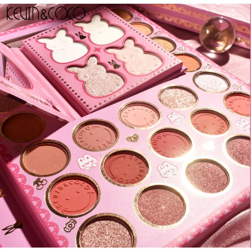 Set farduri 2 in 1 Kevin&Coco, paleta 62 nuante, mini paleta iluminator tip carte, rezistenta ridicata, 22 x 17 cm, 430 g, multicolor - vivimall.ro