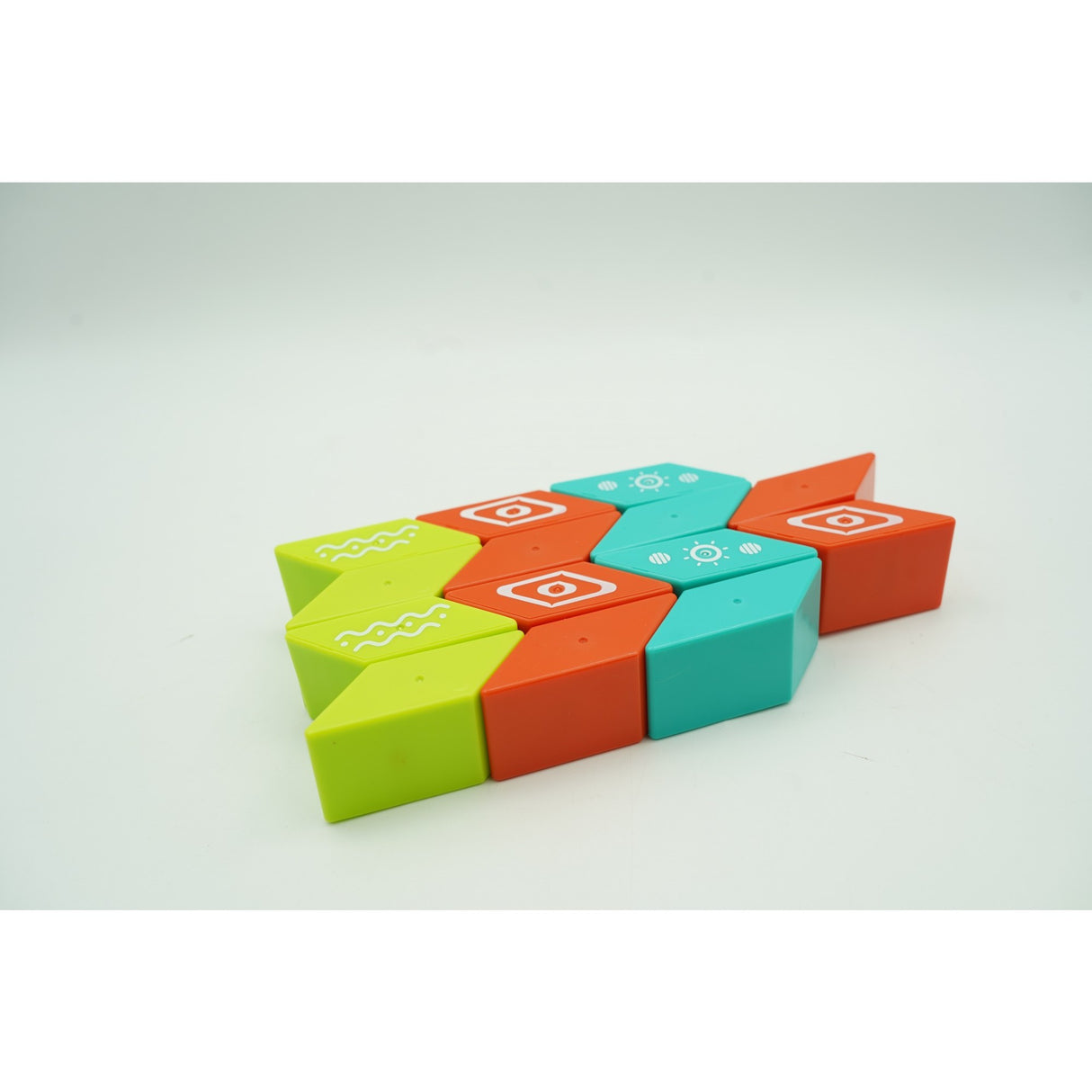 Jucarie educativa magnetica 26 piese | SmartShapes - vivimall.ro