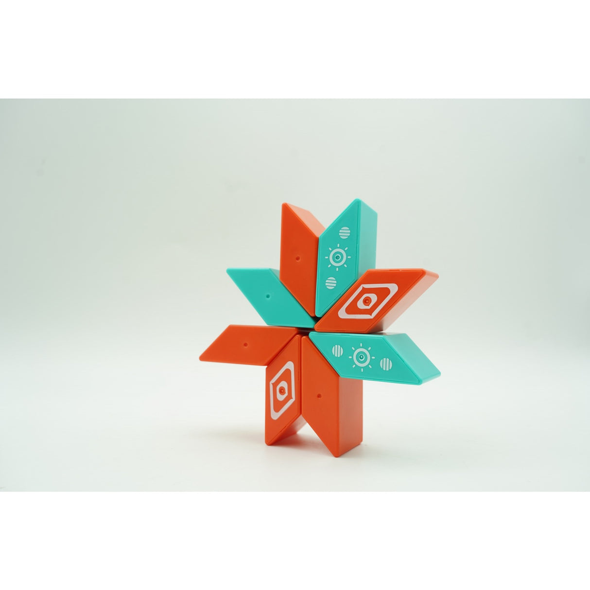 Jucarie educativa magnetica 26 piese | SmartShapes - vivimall.ro