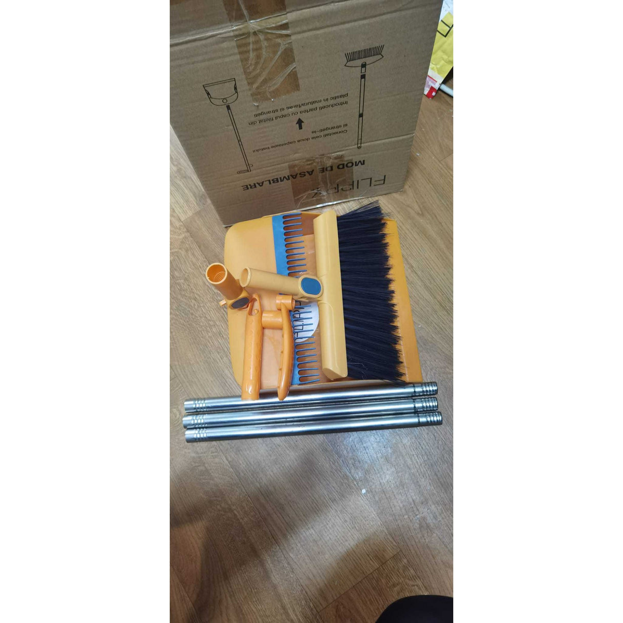 Set Matura Si Faras Cu Coada Detasabila, Cu Dinti De Pieptene Pentru Curatare Matura, Rotativ, Pliabil, Otel Inoxidabil Si Polipropilena, Resigilat - vivimall.ro