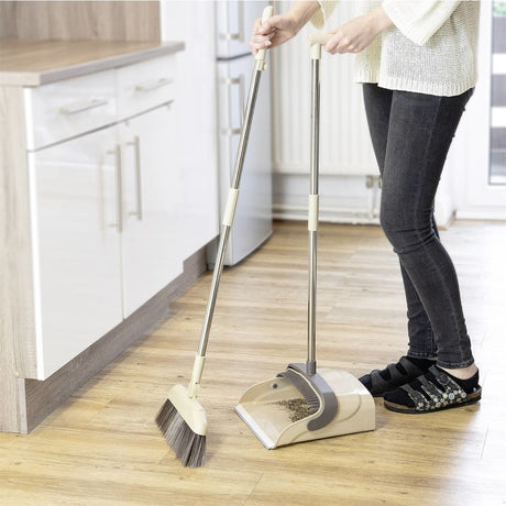 Set matura si faras cu coada, Vivimall, Pentru uz casnic, Plastic/Otel, Maro/Bej, Depozitare verticala, 26x25.5x83 cm, Resigilat - vivimall.ro