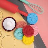 Set 6 Stampile Pentru Prajituri Tematica De Craciun, Din Silicon Alimentar Non-Toxic, Taietor Aluat Inclus, 6 Cm, Maner Din Plastic, Compact, Usor De Depozitat - vivimall.ro