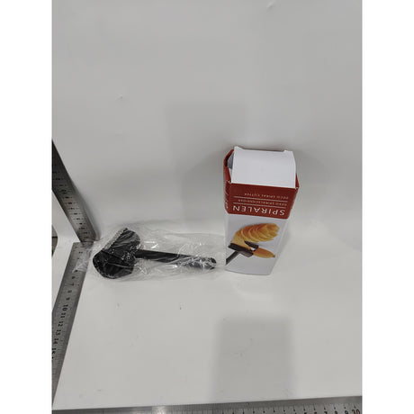 Accesoriu pentru Taiat in Forma de Spirala, Flippy, Multifunctional pentru Legume, Cutit pentru Spirale, 16x5.5 cm, Negru